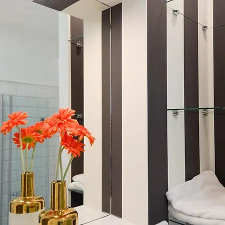 Shortstaypoland Krucza Apartment